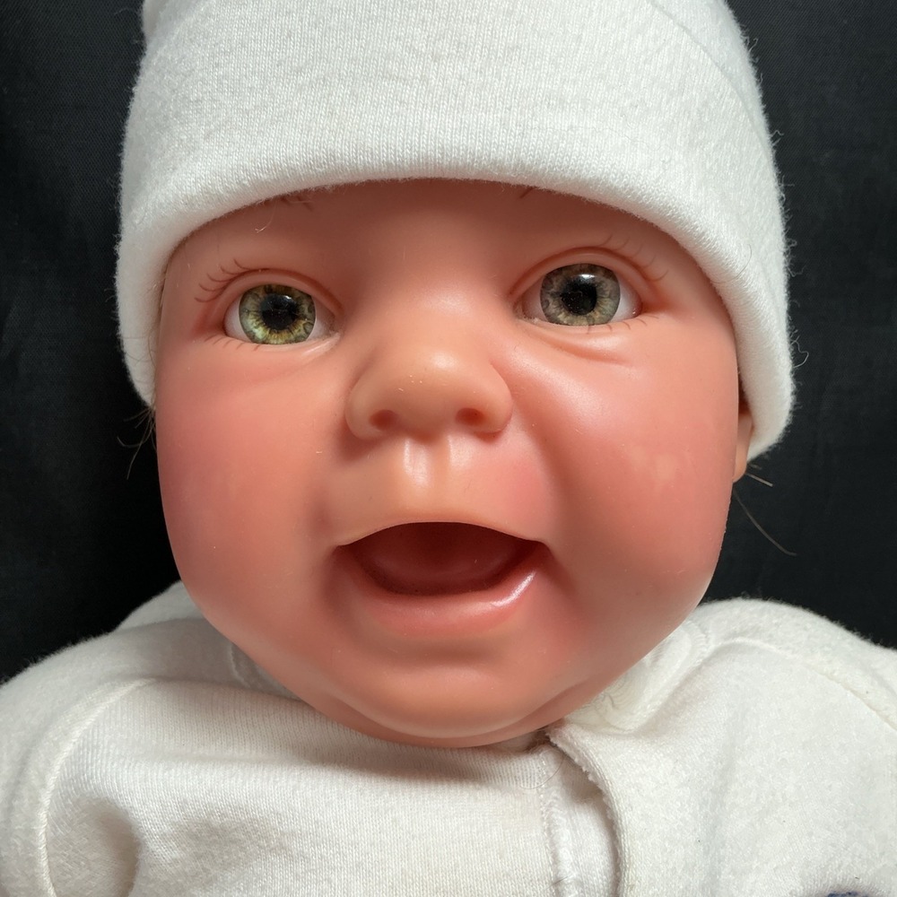 Vtg 1997 Lee Middleton Doll 050897 Reva Schick Thumb Sucker Newborn Gown Hat - Picture 2 of 16
